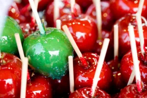 Candy apples as part of the supply chain for food and beverage